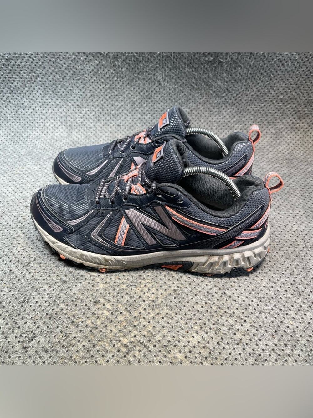 New Balance 410 v5 Trail Shoes No Insoles Size 11 Women’s